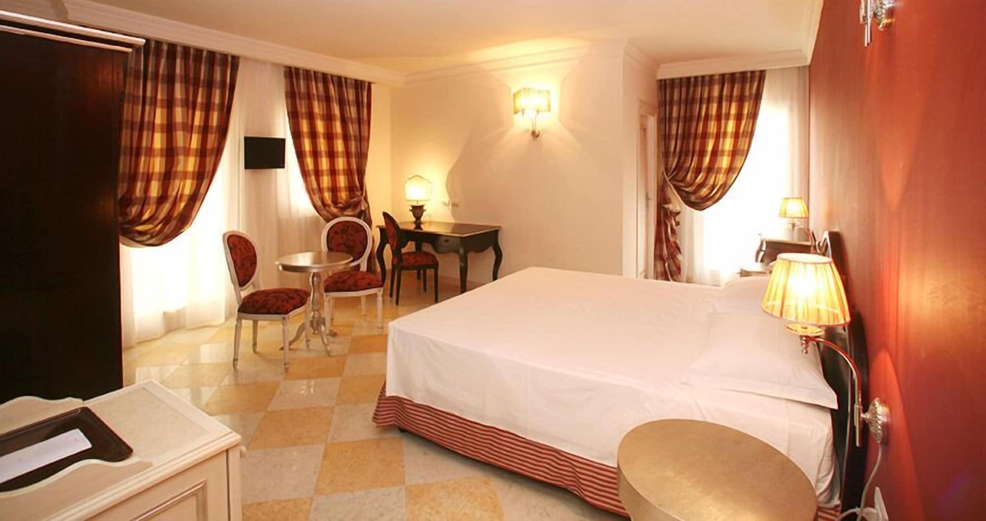 Palace Hotel Вьесте Экстерьер фото