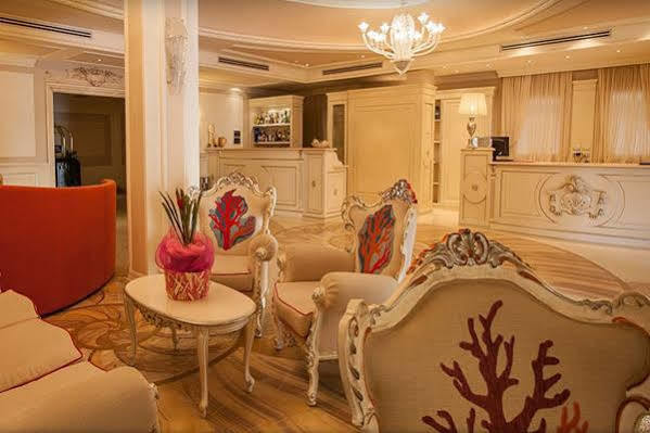 Palace Hotel Вьесте Экстерьер фото