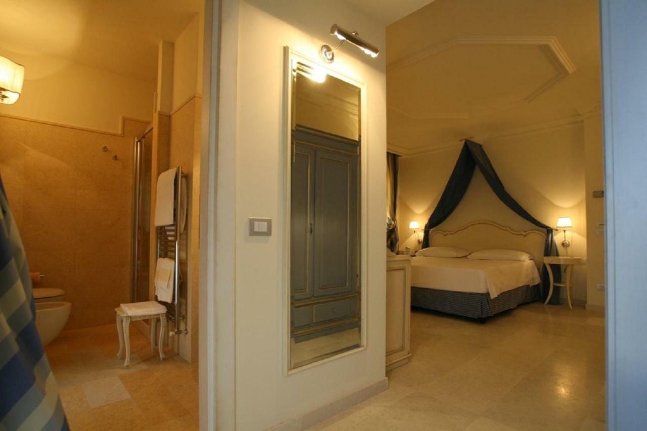 Palace Hotel Вьесте Экстерьер фото